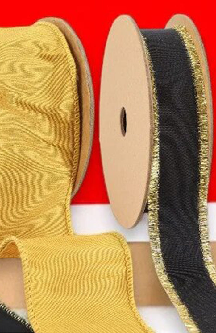 <h1><em></em><em>Graduation Collection</em></h1>