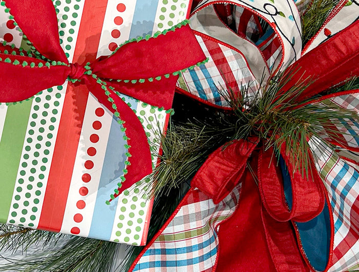 Holiday-Collections LaRibbons and Crafts