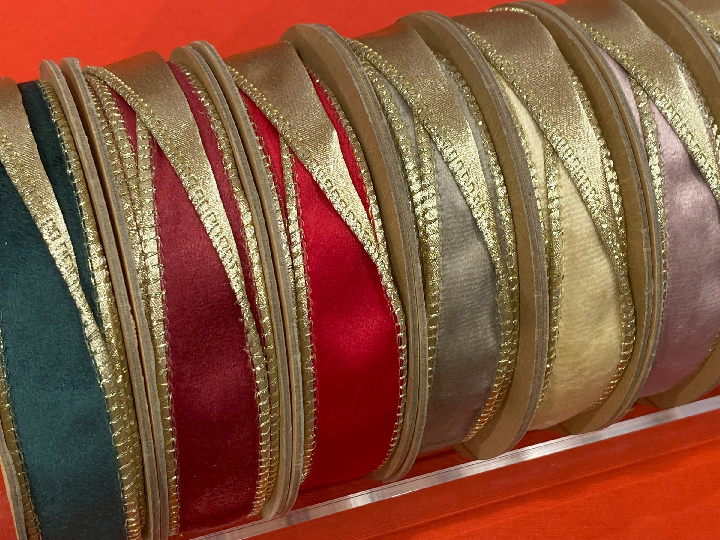 Reversible Velvet Ribbon