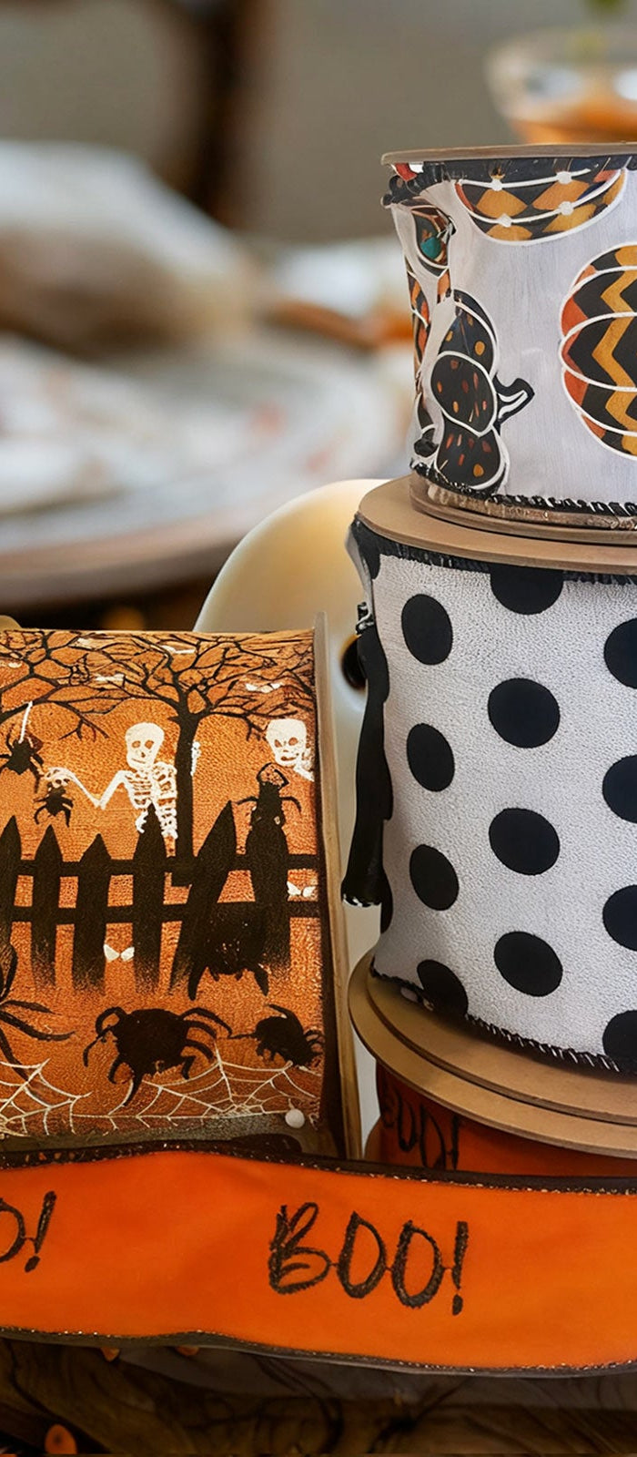 Halloween-Collection LaRibbons and Crafts