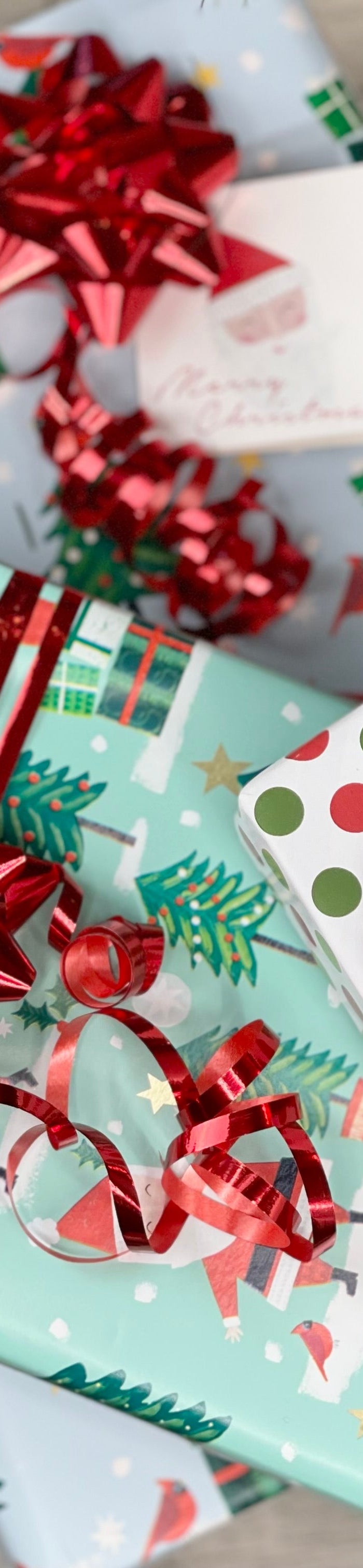 Christmas-In-July LaRibbons and Crafts