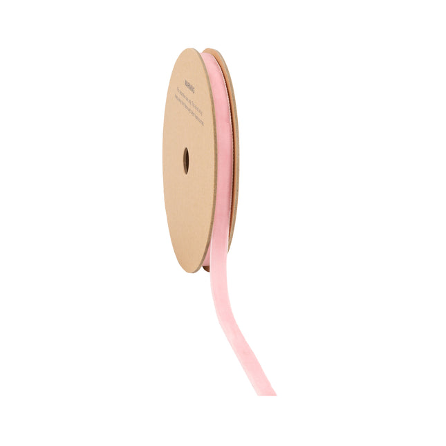 velvet ribbon