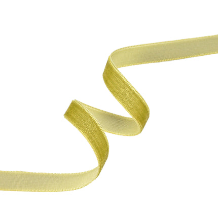 This bayleaf green velvet ribbon roll works perfectly for adding a classy touch to weddings, making seasonal decorations.