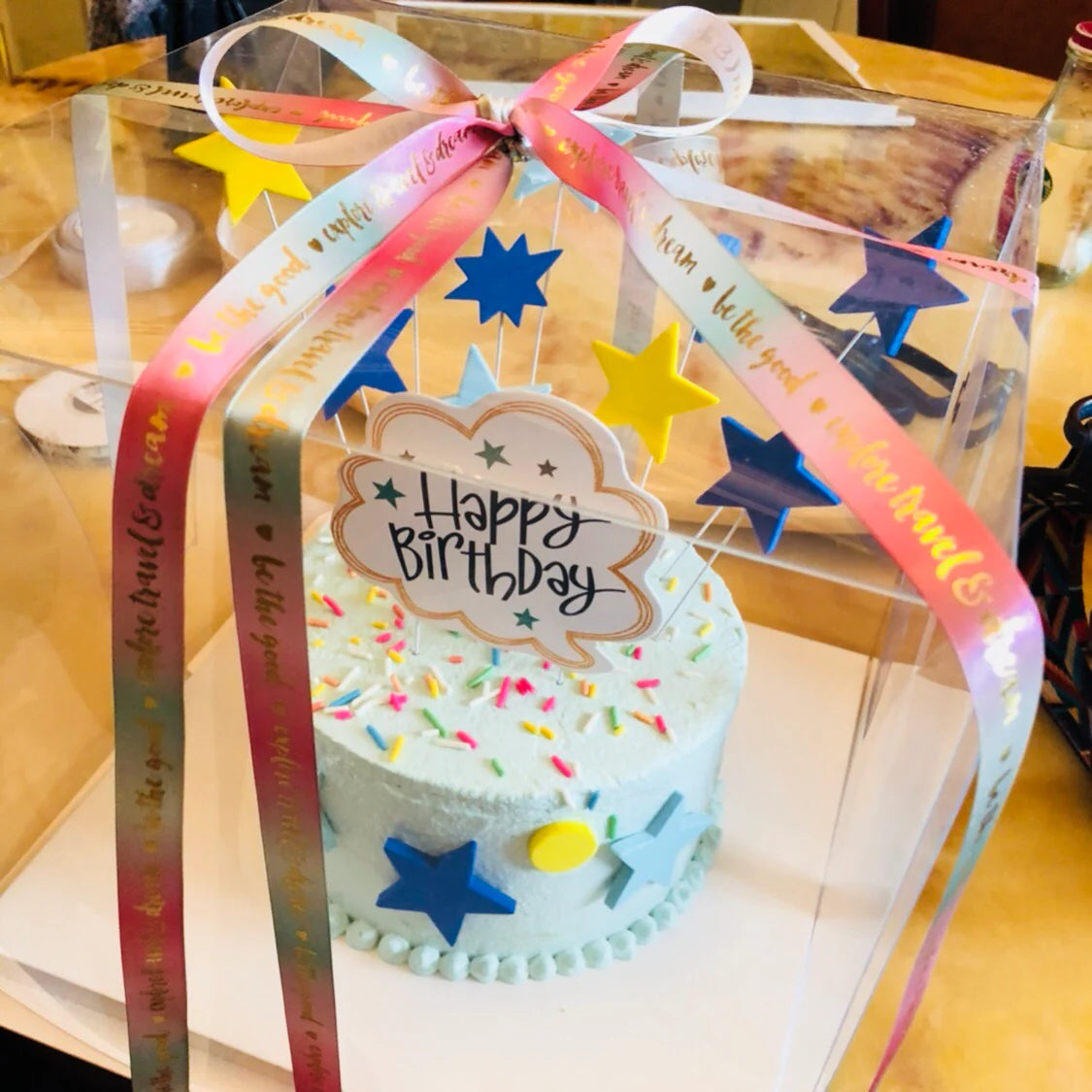 How to Make a Beautiful Bow Out of Ribbon: Step-by-Step Tutorial ...